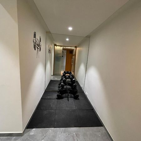 Hotel Nalanda アーメダバード エクステリア 写真