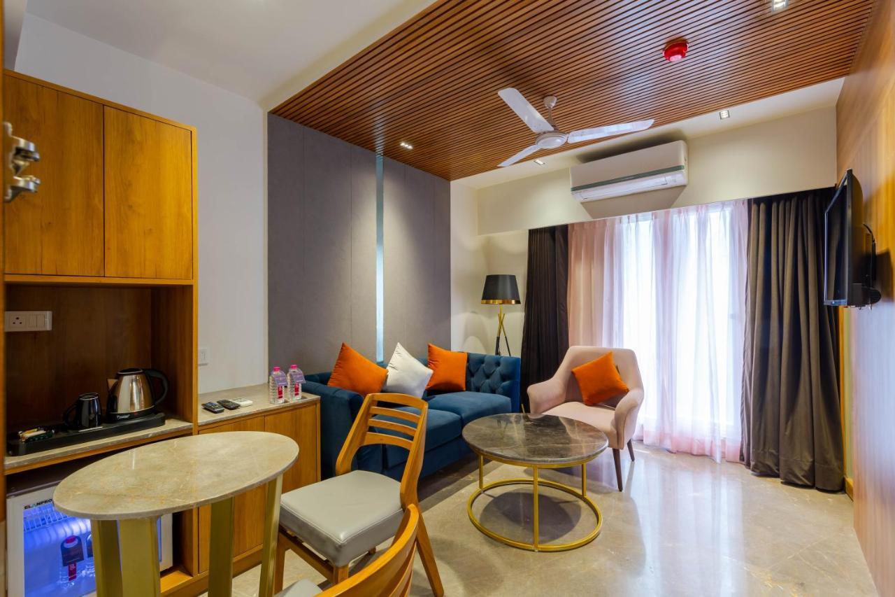 Hotel Nalanda アーメダバード エクステリア 写真
