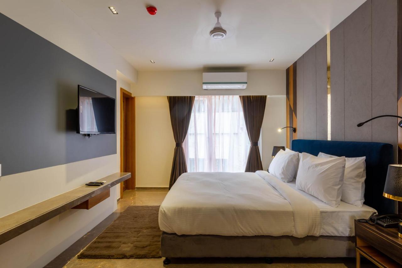 Hotel Nalanda アーメダバード エクステリア 写真