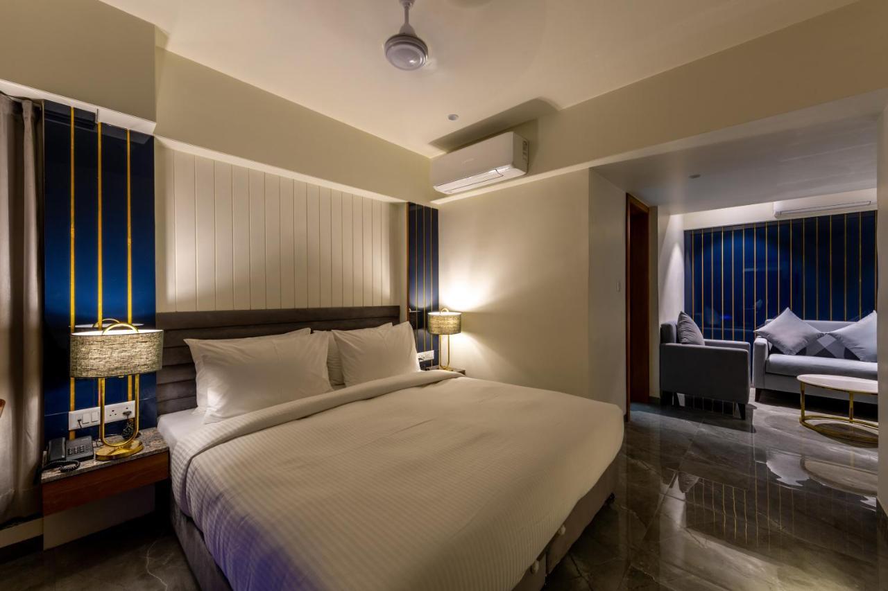 Hotel Nalanda アーメダバード エクステリア 写真