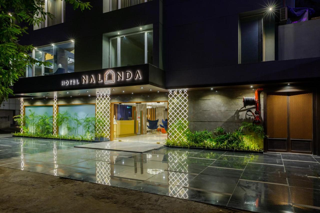 Hotel Nalanda アーメダバード エクステリア 写真
